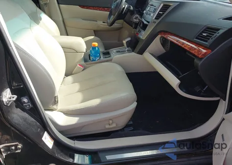 2010 Subaru Outback 3.6R Limited из США, поврежденный, VIN 4S4BRDJC0A2350471